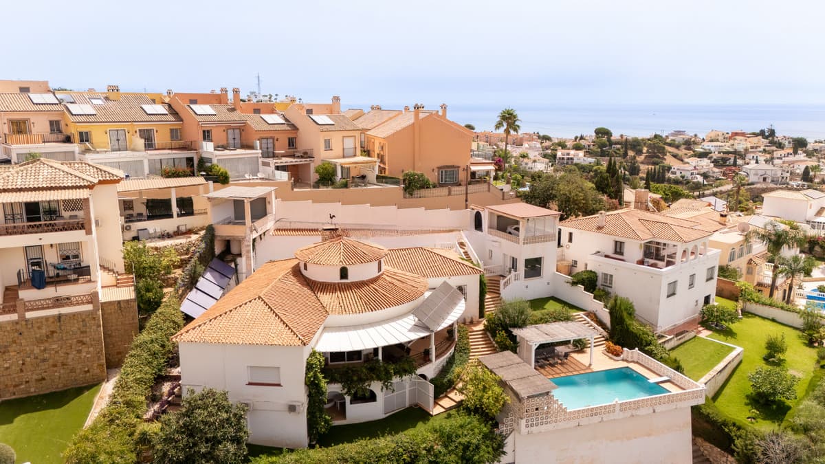 5-bedroom Detached Villa in Torreblanca
