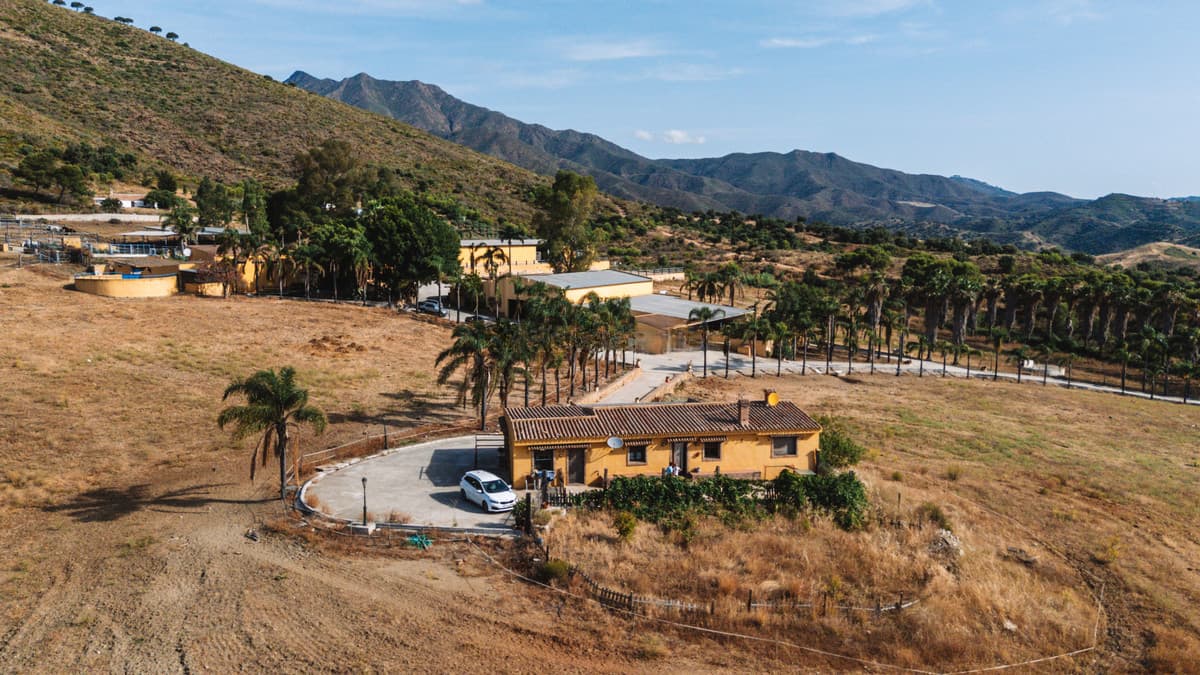 5-bedroom Finca - Cortijo in Entrerrios