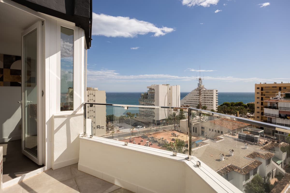 2-bedroom Middle Floor Apartment in Benalmadena Costa