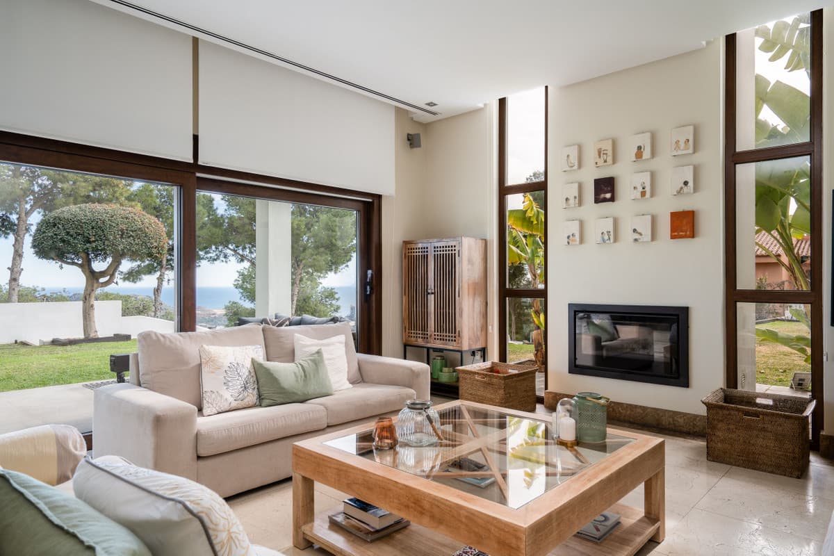 6-bedroom Detached Villa in Málaga